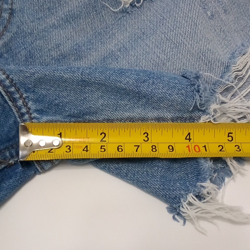 Reformation Lola Denim Jean Short - Picture 7 of 9